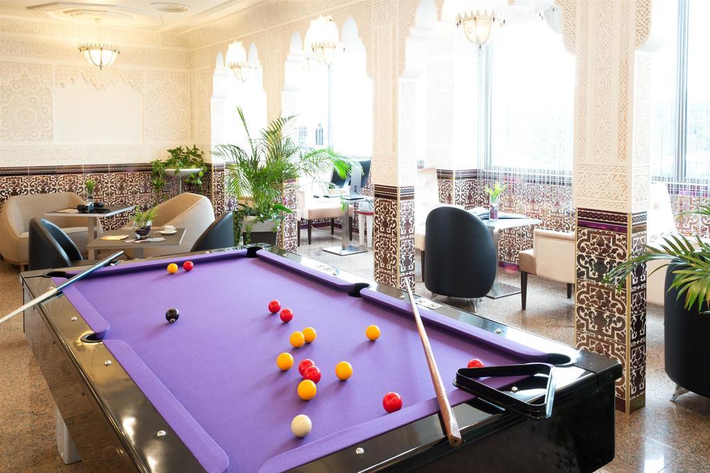 Hotel Le Saint Germain Aulnay-sous-Bois Bagian luar foto